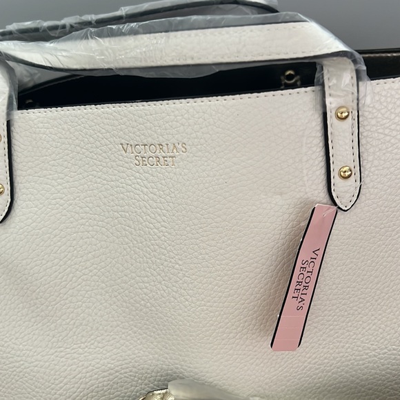 Victoria Secret Set Tote Bag! - Picture 3 of 5